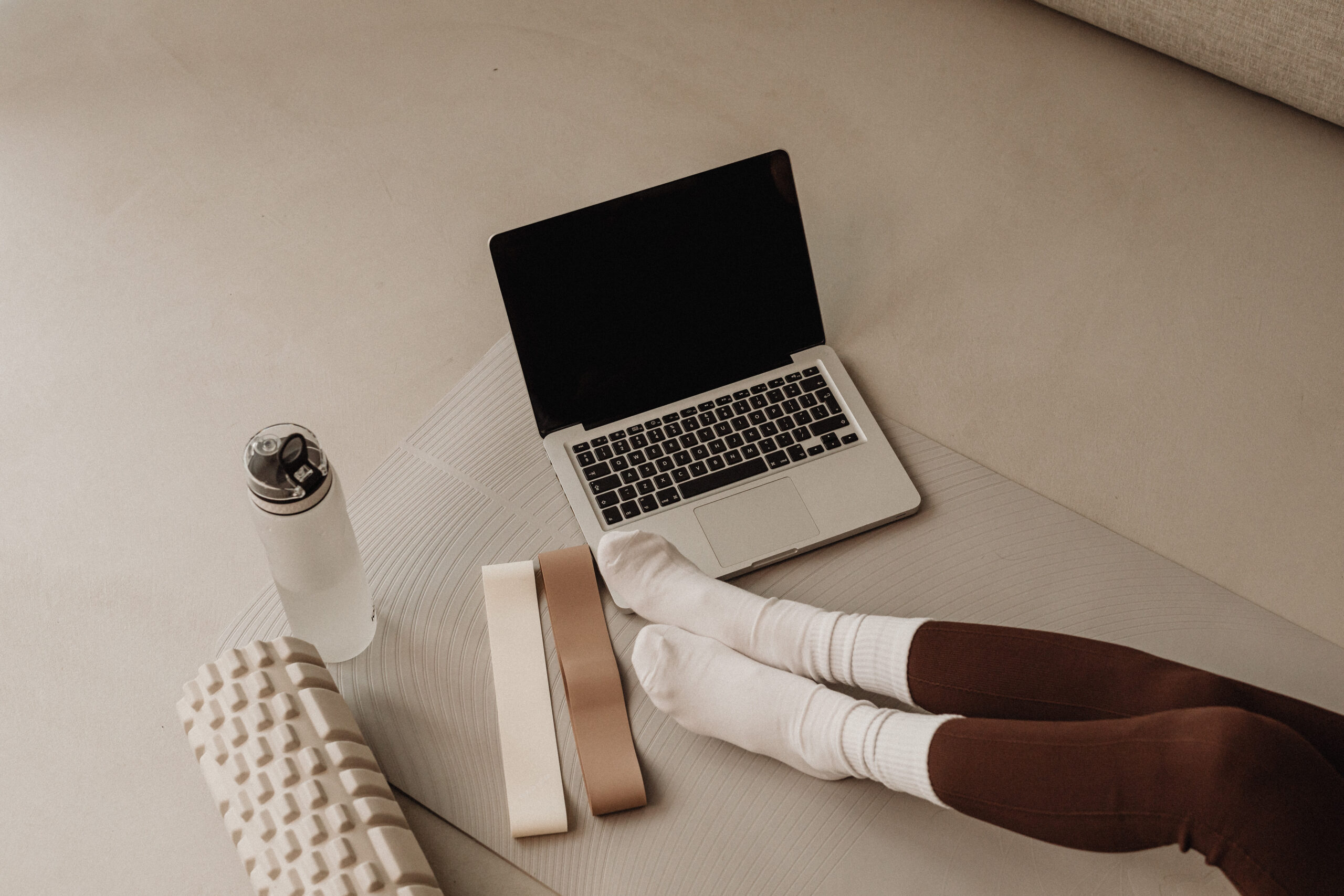 5 effectieve sportoefeningen voor thuis in 15 minuten – geen sportschool nodig